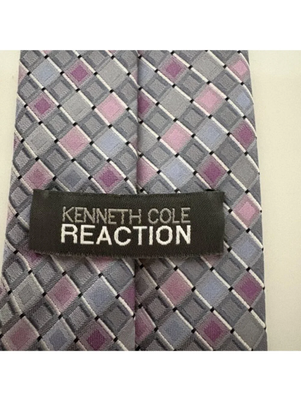 Kenneth Cole Silk Extra Long Tie Gray Pink Geometric Mens Necktie Office Formal